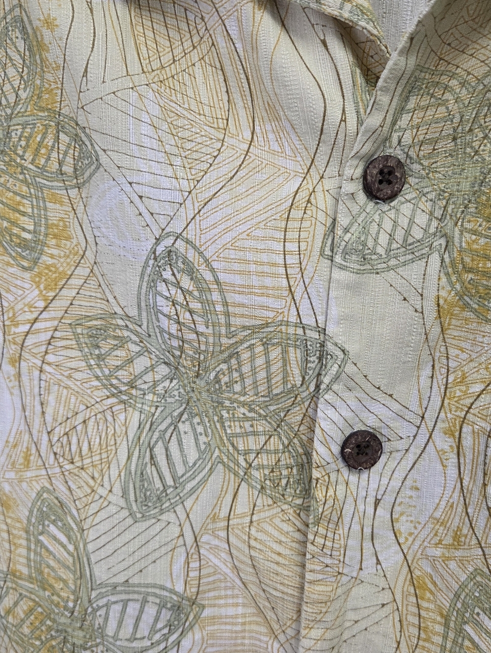 Tommy Bahama Shirt Mens Large Yellow Green Hawaiian Camp Silk Floral Loop Collar - Picture 3 of 5